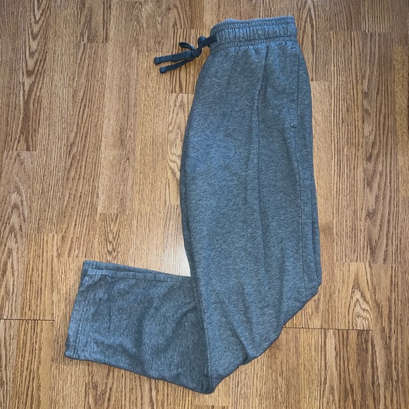 Under Armour Sweatpants - Picture 1 of 5